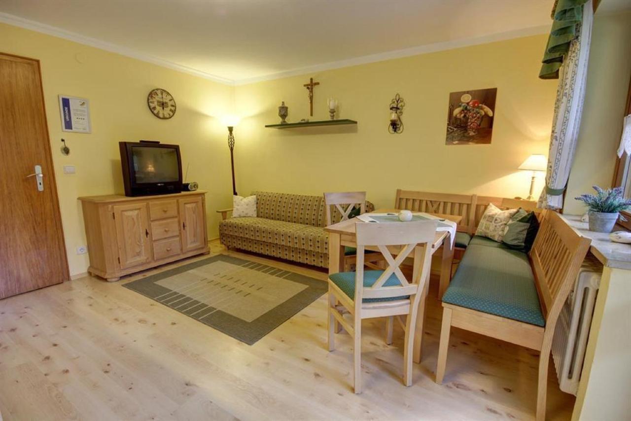 Haus Holzner-Nagl Appartement Schneizlreuth Buitenkant foto